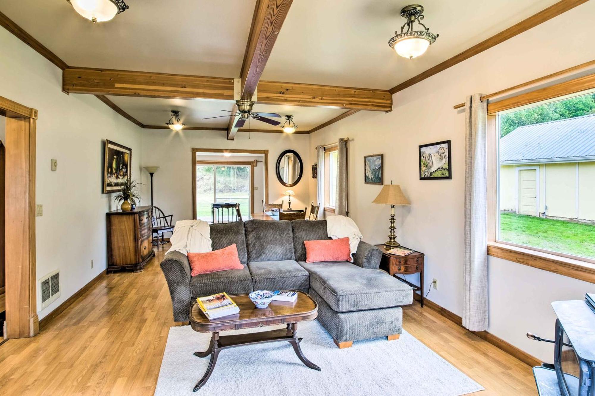 Quaint Coquille Getaway Near Beaches And Parks! Exteriör bild