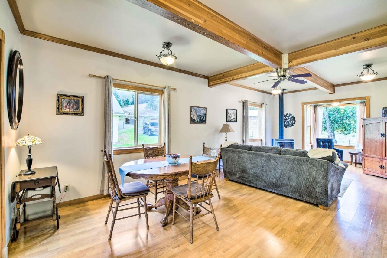 Quaint Coquille Getaway Near Beaches And Parks! Exteriör bild