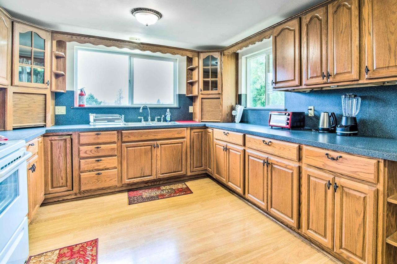 Quaint Coquille Getaway Near Beaches And Parks! Exteriör bild